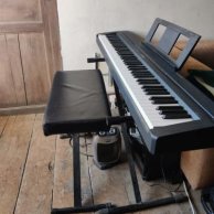 Yamaha Electric Piano
