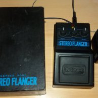 Pedal de efectos MXR Flanger Estéreo vintage (1986) serie 2000
