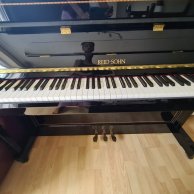 Reid Sohn Black High Gloss Compact Upright Piano - 88 Keys