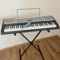 Keyboard Casio LK-220