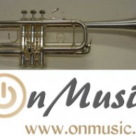 Trompeta DO Bach Stradivarius 239 - 25H plateada como nueva.